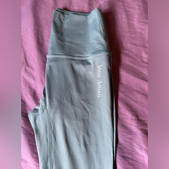 Vitae Apparel seamless leggings - Picture 3 of 6